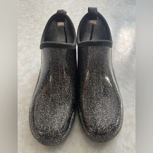 Capelli of New York: Glittery Rubber Rain Boots